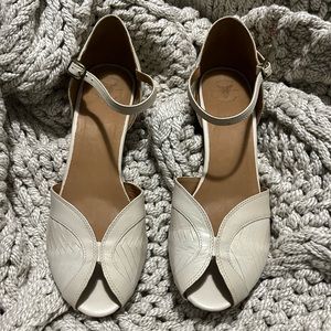 Frye Ada 8.5 pinup vintage heel